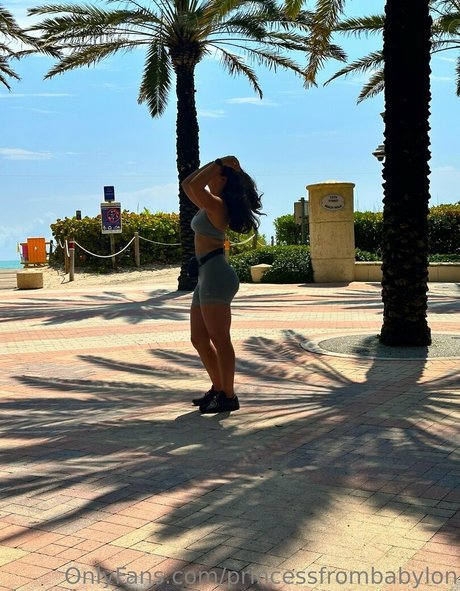 princessfrombabylon sexy star img