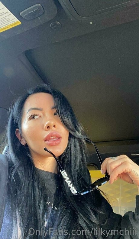 lilkymchiii erotic star img