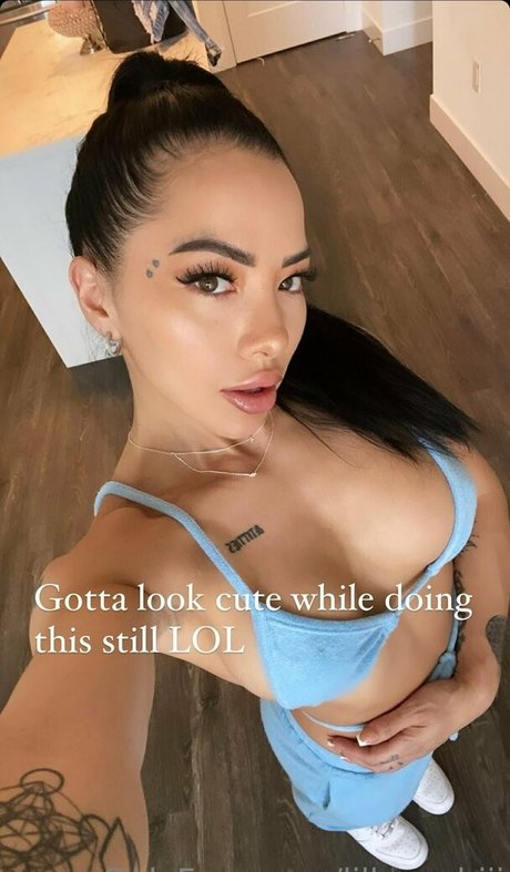 lilkymchiii xxx pornstar image