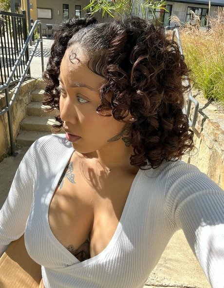 faiygo sexy model photo