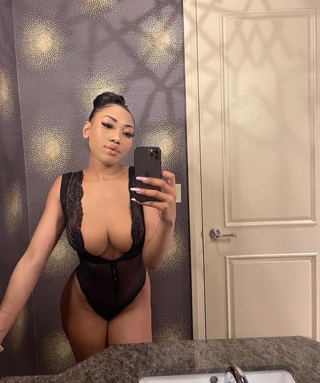 natrl porn actress gallery