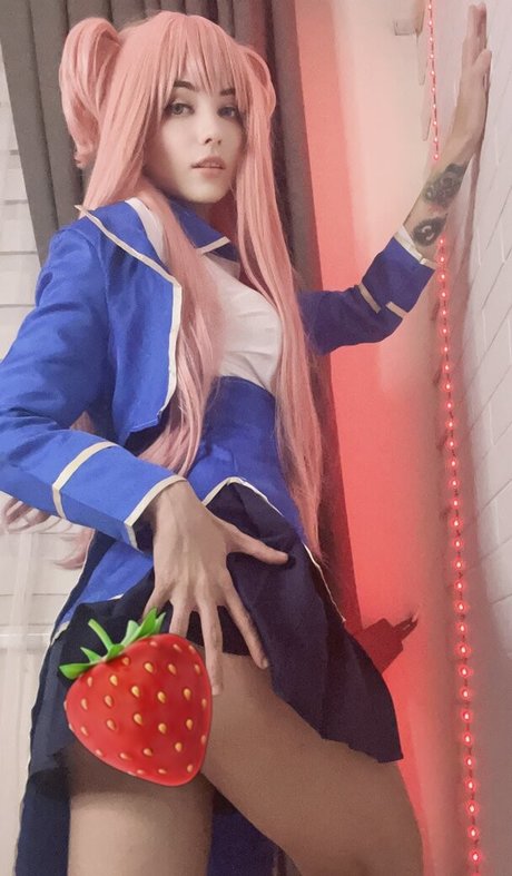 astella hot actress pics