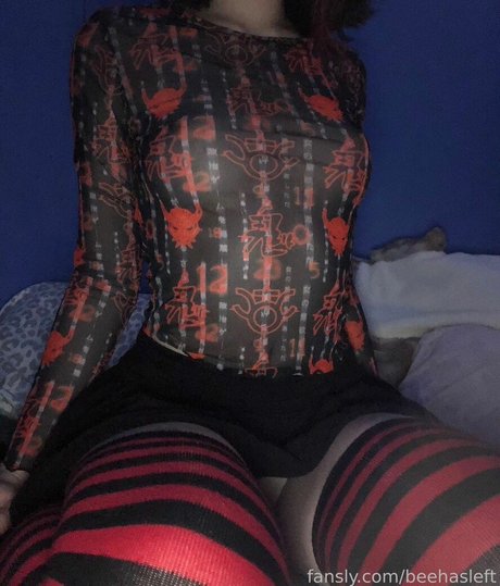 beehasleft sex star pic