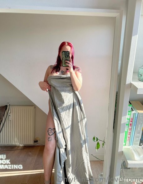 lovefromc model perfect pic