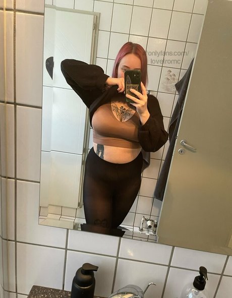 lovefromc model free pics