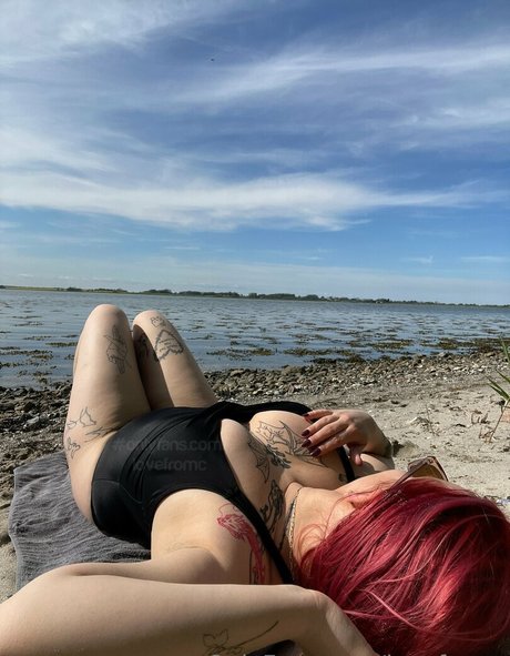 lovefromc pornstar adult picture