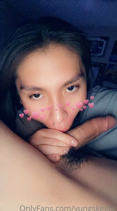 yungskeezy erotic star pictures