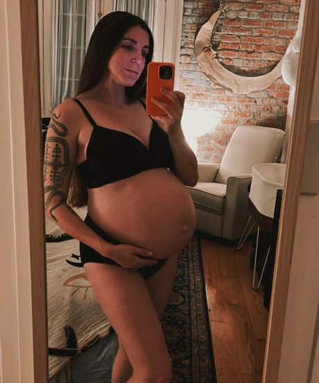 prettysadiereed hd pornstar photo