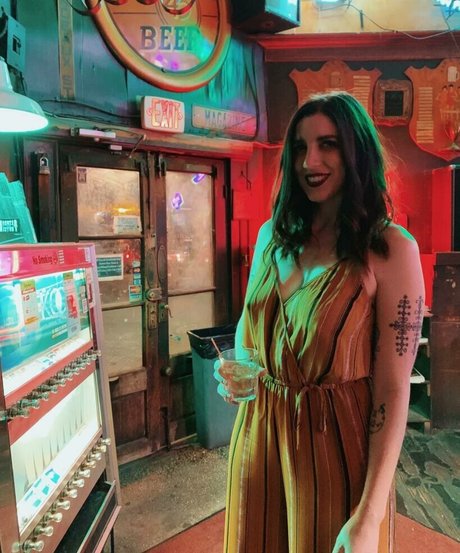 prettysadiereed hd star pics