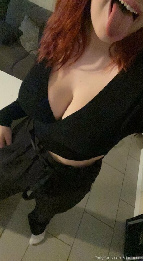 tianacruz beautiful model img