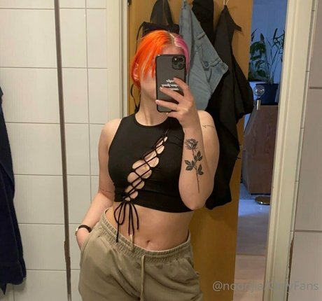 nooojia beautiful actress photo