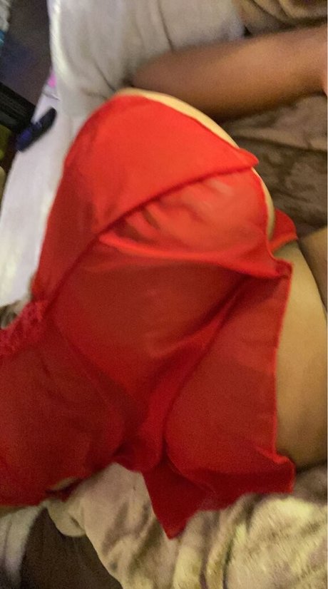 _me momo_ nudes star pics