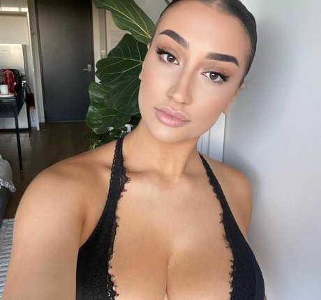 Carla Dior pornstar high quality images