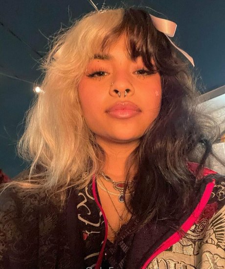 woahsammy sexy actress photo