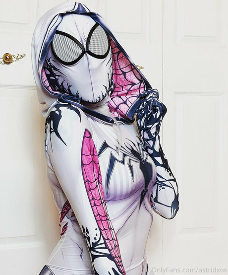 thewhitakersisters perfect model pic