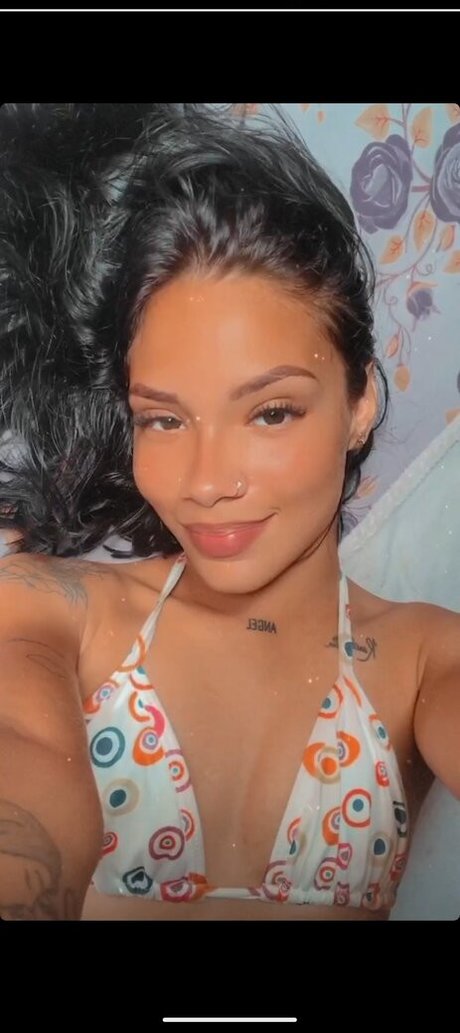 sweetsu naked actress pics