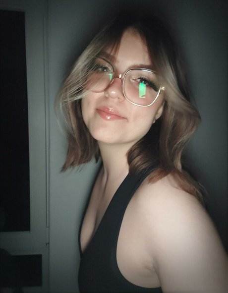 mlglauch hot model img