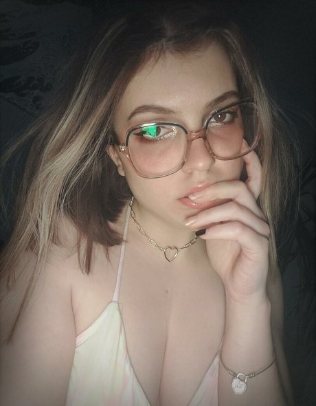 mlglauch sex actress images