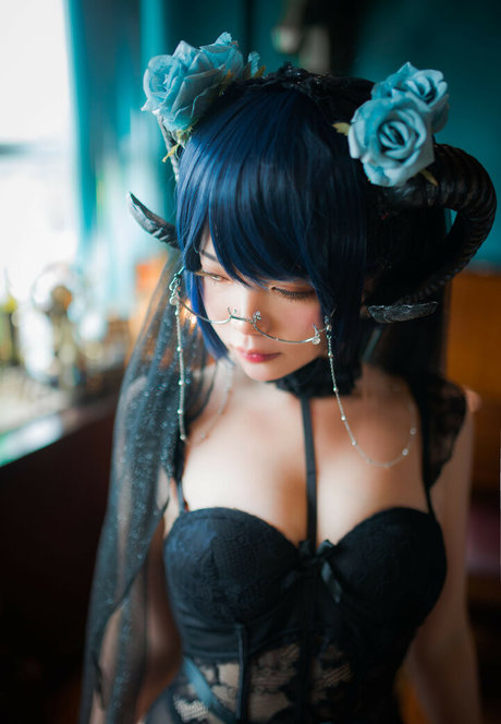 miu cosplayer porn actress image