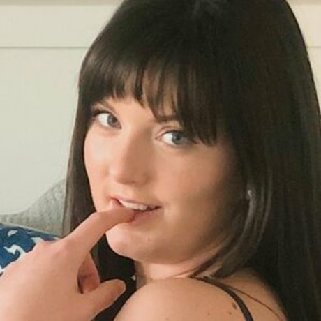 Annabananas sex model pictures