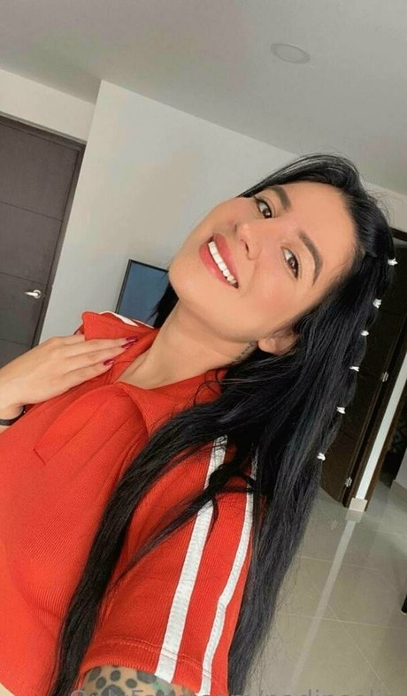 nadinselin pornstar free photos