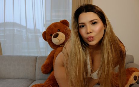 mizzellaa hd actress galleries