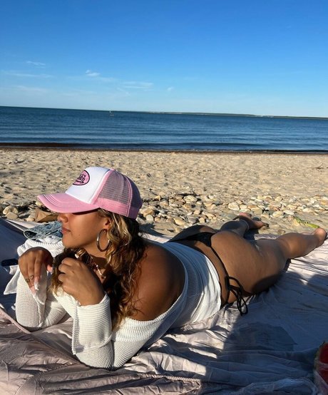 abbycruceta model sexy picture