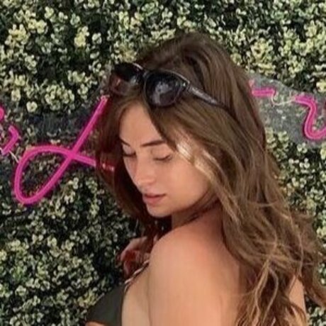 Louise Mckie beautiful actress pic