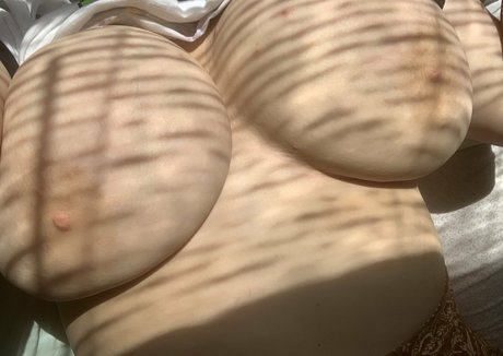 bratty britt420 nude actress pic