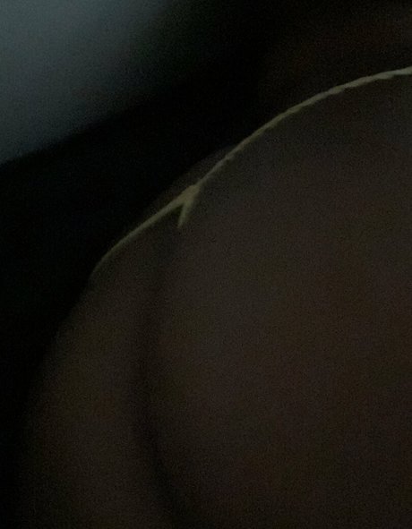 burberrybitch pretty pornstar pictures