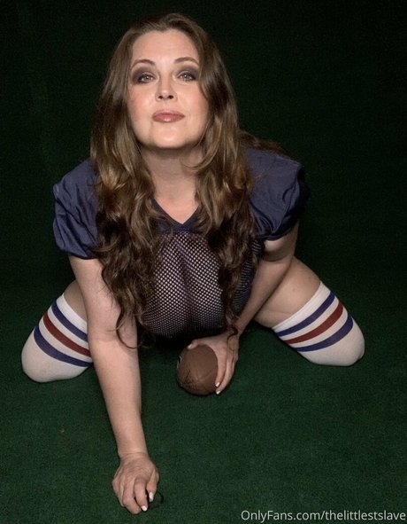 thelittlestslave pornstar nudes pictures