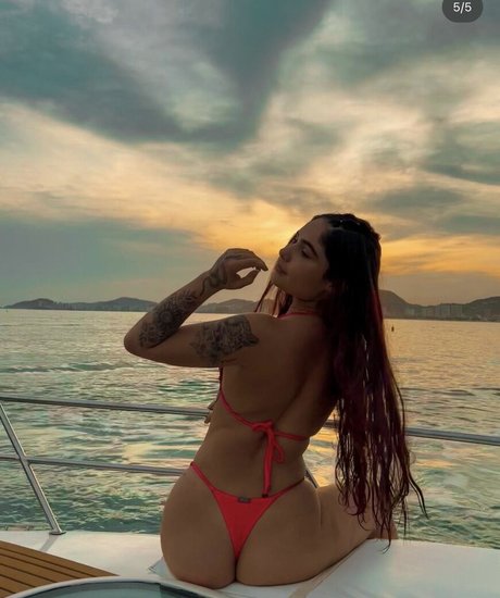 Lia Dumbra nice star photos