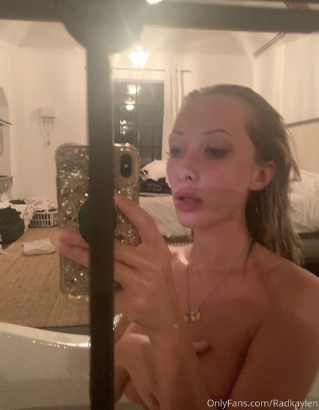 radkaylen model top gallery