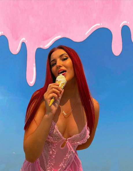 choosylucy model porn picture