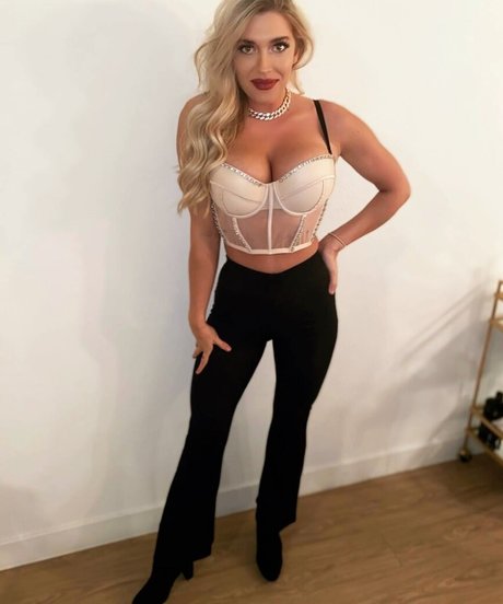 Taylor Mathis adult model archive