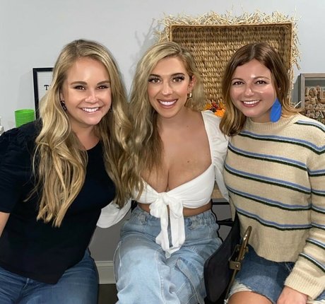 Taylor Mathis model exclusive photos