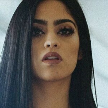 Chris Medina erotic pornstar pic