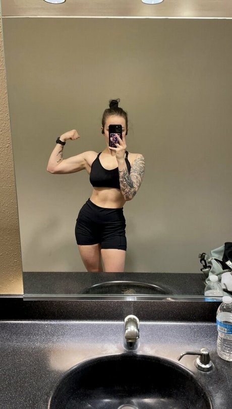 Eralia art star photo