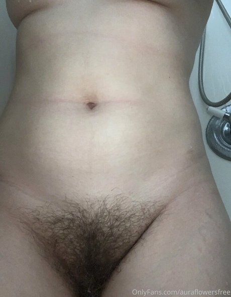 auraflowersfree erotic actress img