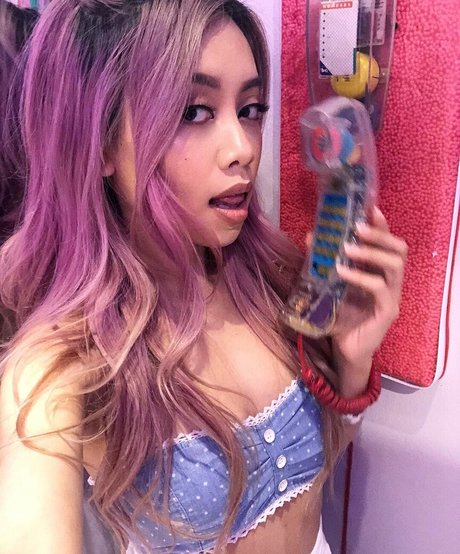 Kimmie D pornstar naked photo