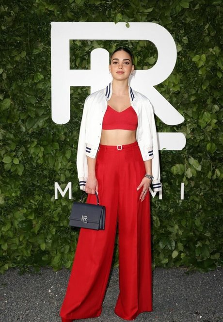 Melissa Barrera pornstar naked picture