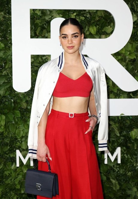 Melissa Barrera porn model picture