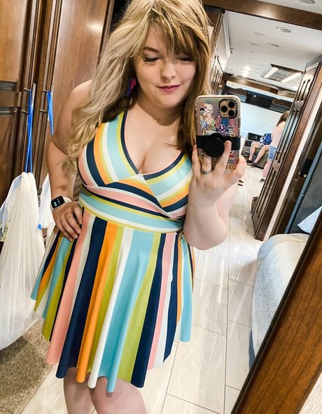 Meg Kaylee hd star pictures