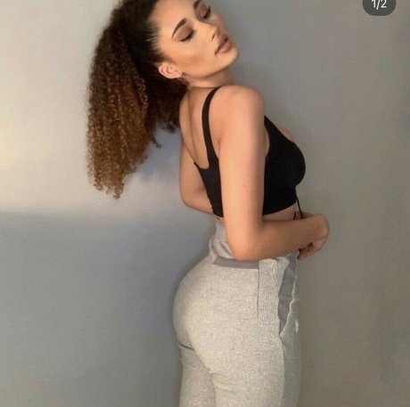 Rubyellaaa0 beautiful pornstar galleries