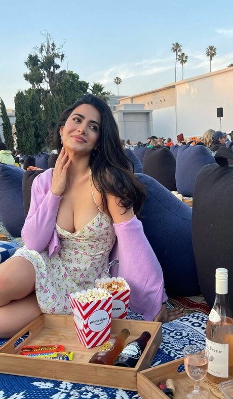Emeraude Toubia star exclusive photos