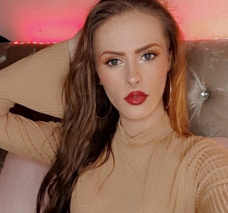 Nikki Harper pornographic actress galleries