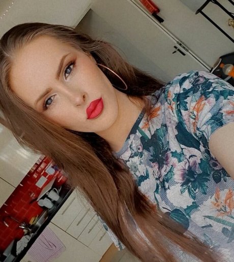 Nikki Harper pornstar art galleries