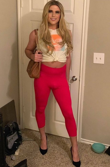 noellenights pornstar nice pic