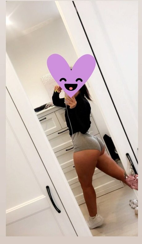 Hannah Lynch star nude galleries