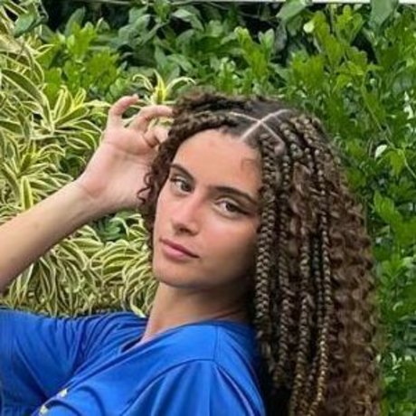 Cereja niih pornstar naked pic